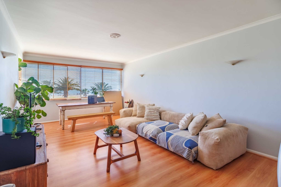 To Let 1 Bedroom Property for Rent in Mouille Point Western Cape